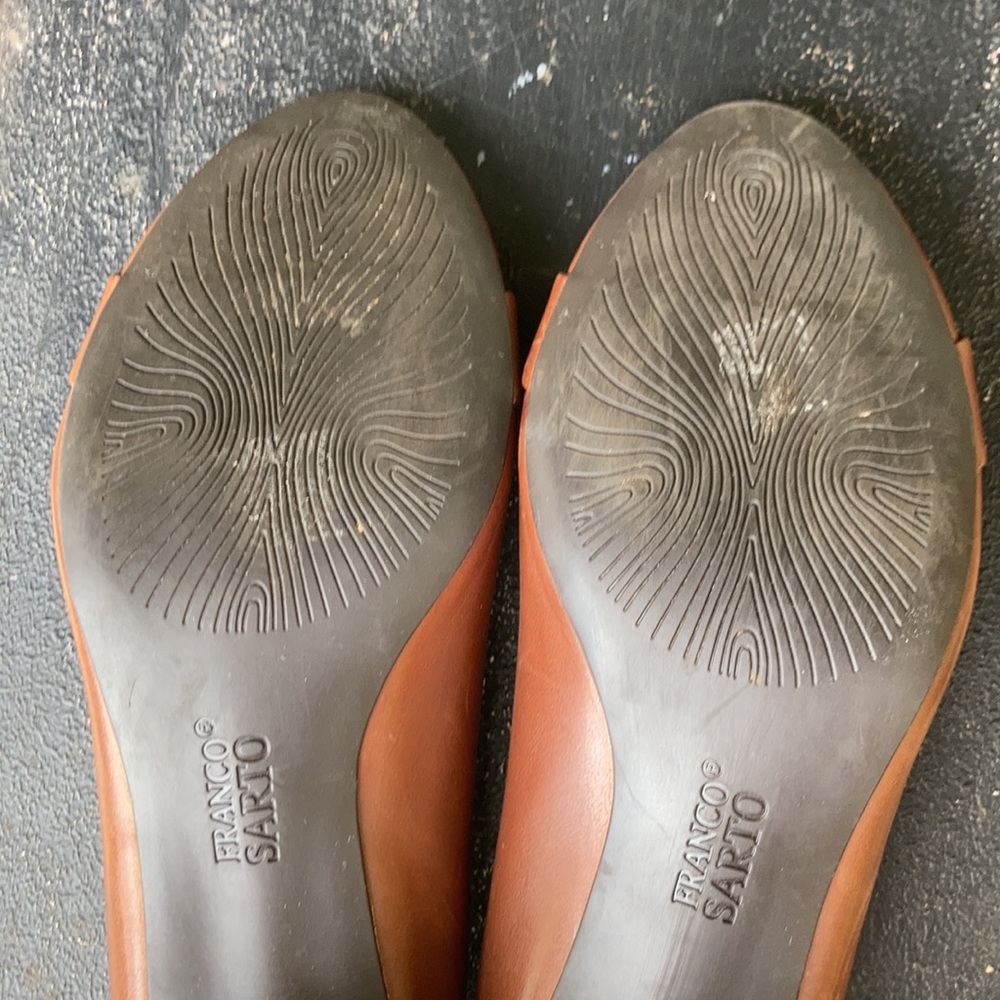 Franco Sarto women’s Brown Buckle kitten heel 7.5 - Picture 12 of 13